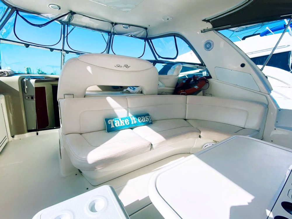 Charter a Take It Easy luxury yacht from St. Thomas